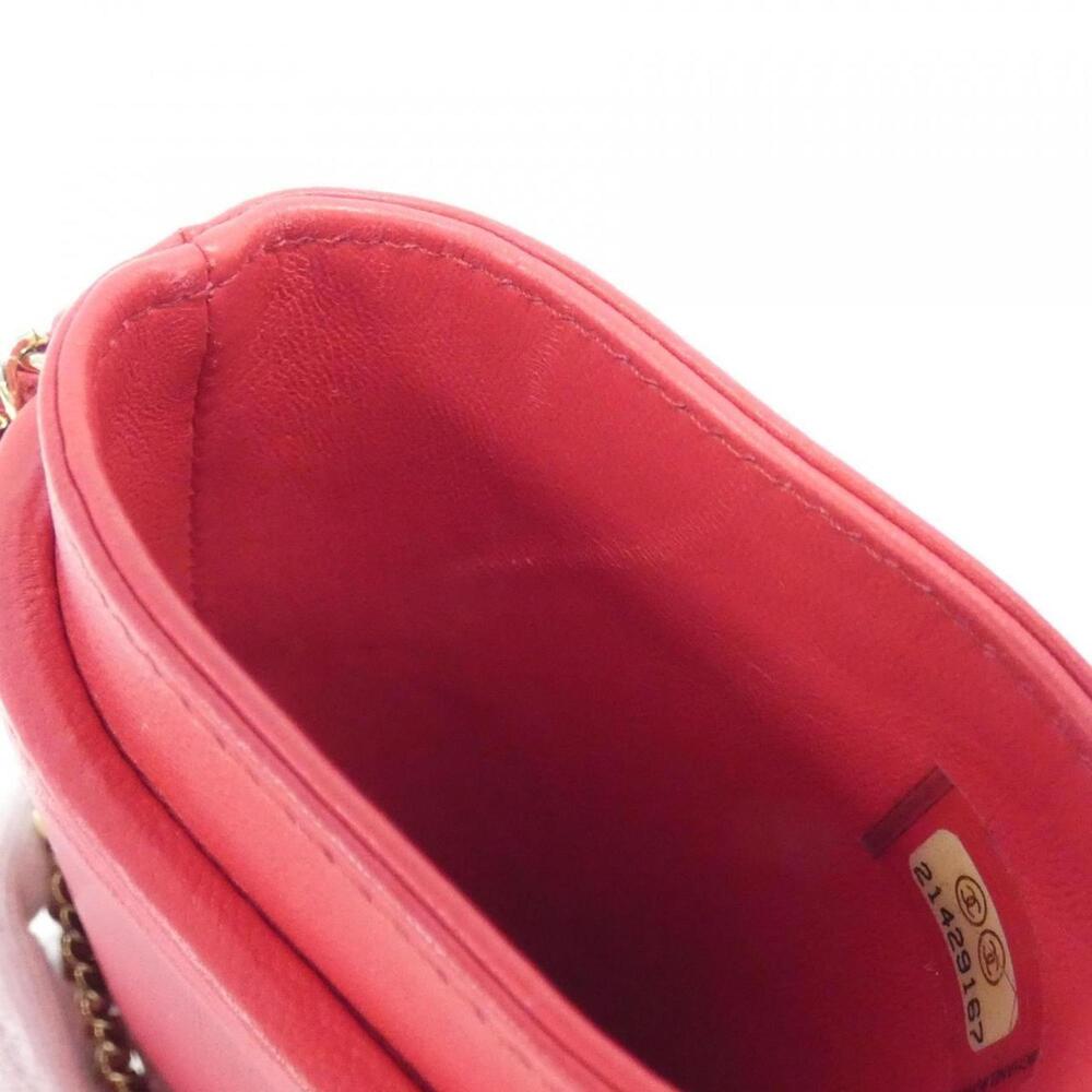 CHANEL Gold Shoulder Bag - Picture 9 of 9
